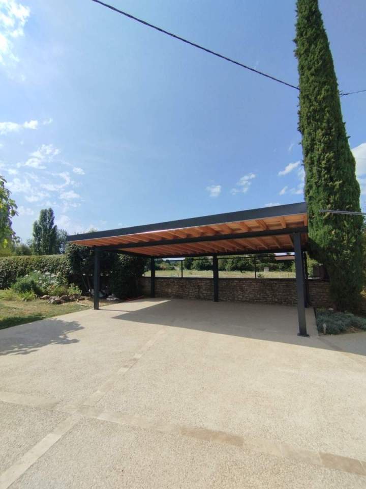 Carport vers Cahors dans le Lot (2) (Copier)