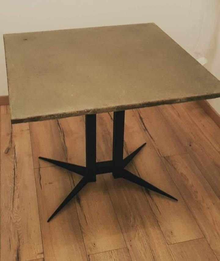 Fabricant de mobilier en acier Lot